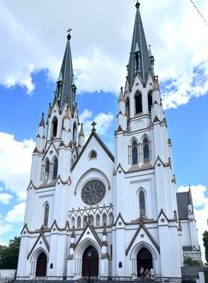 Savannah Dan Tours & Entertainment by null