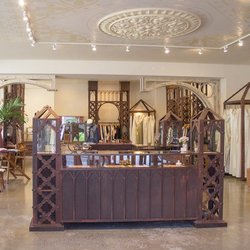 Alhambra - A warm, inviting atmosphere for luxury Slow Fashion shopping in Seattle.