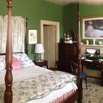 Terry House Bed & Breakfast - Panorama of Room No. 6 - Hotels Near Me - New Castle, Delaware