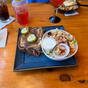 River House Bar and Grill - Ronnie's Ruben - New American Near Me - Moline, Illinois