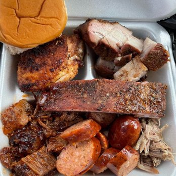 MEGA Texas Barbeque - Mega Mini Plate - Caterers Near Me - Fresno, California MEGA Texas Barbeque - Mega Mini Plate - Caterers Near Me - Fresno, California
