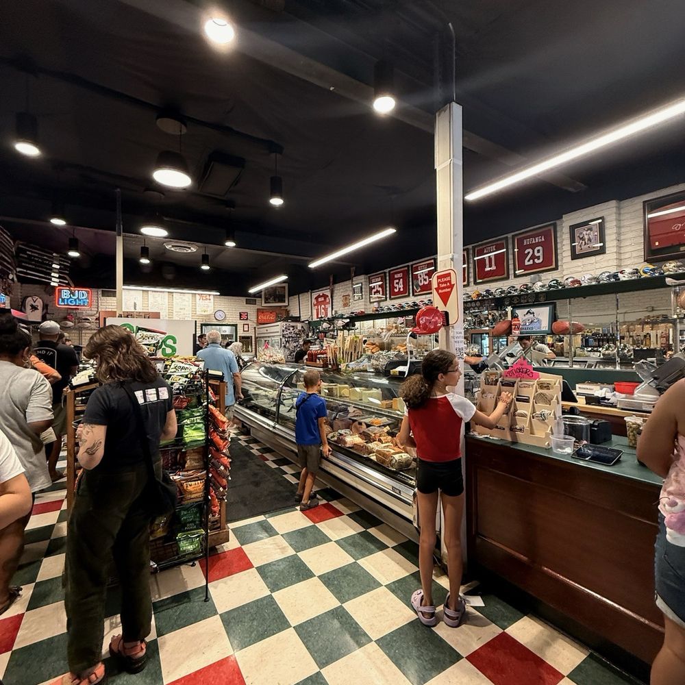Bertucelli's La Villa - Inside - Sandwiches Near Me - San Jose, California