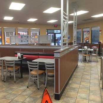 Hardee's - Burgers Near Me - Charleston, Tennessee Hardee's - Burgers Near Me - Charleston, Tennessee
