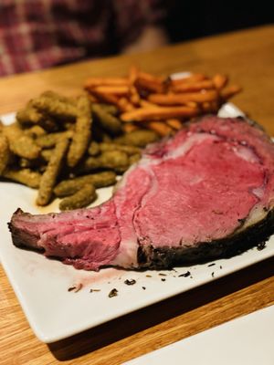 Hungry Hunter Steakhouse by null