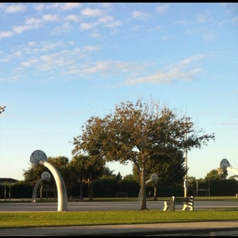 Buttonwood Park - Parks Near Me - Lake Worth, Florida