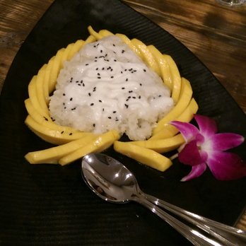 Sip Saam Thai - Sweet Sticky Rice with Mango - Thai Near Me - Austin, Texas Sip Saam Thai - Sweet Sticky Rice with Mango - Thai Near Me - Austin, Texas