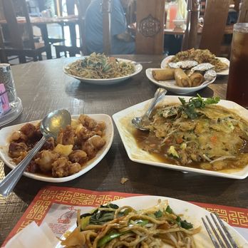Four Seasons Chinese Restaurant - Egg foo young - Dim Sum Near Me - Clovis, California