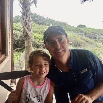 Surf Hut - Lunch #beachtrip2020 - Seafood Near Me - Destin, Florida