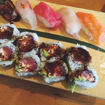Komé - Sushi lunch: 5 pieces of nigiri with the Austin Roll! - Japanese Near Me - Austin, Texas Komé - Sushi lunch: 5 pieces of nigiri with the Austin Roll! - Japanese Near Me - Austin, Texas