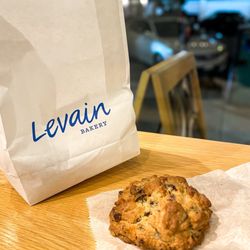 Levain Bakery - Chocolate Chip Walnut Cookie