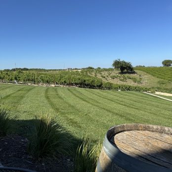 Liquid Art Winery and Estate - Outdoor seating and View - Venues & Event Spaces Near Me - Manhattan, Kansas Liquid Art Winery and Estate - Outdoor seating and View - Venues & Event Spaces Near Me - Manhattan, Kansas