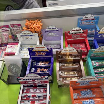 Runaway Cow - Vegan chocolate bars - Ice Cream & Frozen Yogurt Near Me - Chicago, Illinois
