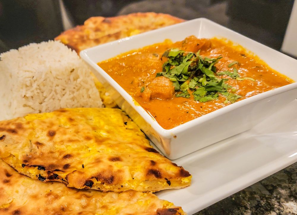 IVR Restaurant & Bar Logo