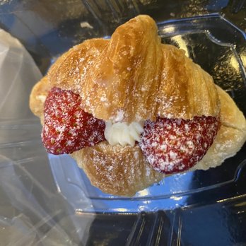 Paris Baguette - Bakeries Near Me - Diamond Bar, California Paris Baguette - Bakeries Near Me - Diamond Bar, California