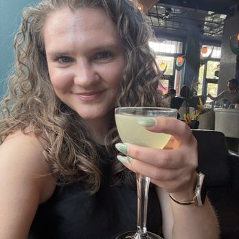 Bellhop - Cocktail Bars Near Me - Orlando, Florida