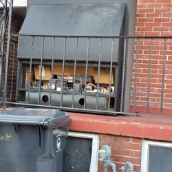 Best Buy Christiana - Still here!