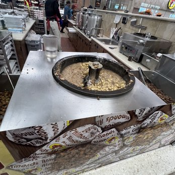 Buc-ee's - Gas Stations Near Me - Robertsdale, Alabama