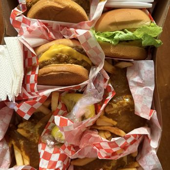 G Burgers - Chili cheese fries - Burgers Near Me - Commerce, California G Burgers - Chili cheese fries - Burgers Near Me - Commerce, California