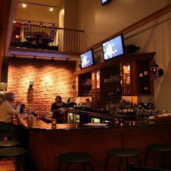 Strawberry Moon - Bars Near Me - Wauconda, Illinois