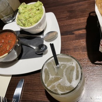 Jefe Mex - Chips, salsa and guacamole. - Mexican Near Me - Lake Oswego, Oregon Jefe Mex - Chips, salsa and guacamole. - Mexican Near Me - Lake Oswego, Oregon