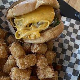 Grill burger cheeeeese :) Grill burger cheeeeese :)