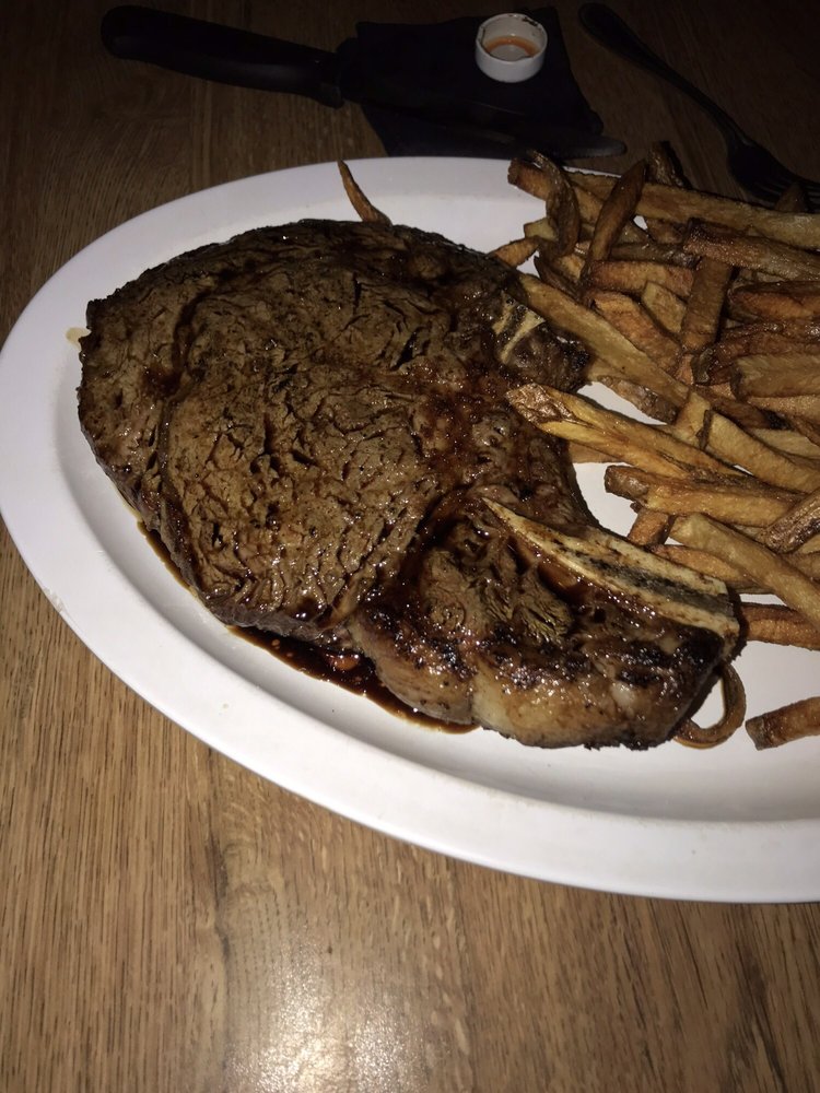 DOE’S EAT PLACE 61 Photos & 83 Reviews 422 N 3rd St, Fort Smith, AR