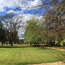 Park Circus - The gardens in the middle of Park Circus