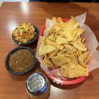 Cali-Spartan Mexican Kitchen - Chips and Salsa (Mango and Regular) - Mexican Near Me - San Jose, California Cali-Spartan Mexican Kitchen - Chips and Salsa (Mango and Regular) - Mexican Near Me - San Jose, California