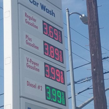 Shell - Yet another set of prices - Gas Stations Near Me - Northridge, California