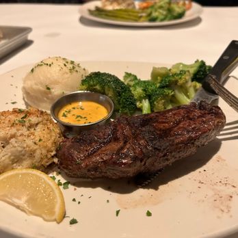 Bonefish Grill - 7 oz sirloin Steak & Crab Cake - Seafood Near Me - Dublin, Ohio Bonefish Grill - 7 oz sirloin Steak & Crab Cake - Seafood Near Me - Dublin, Ohio