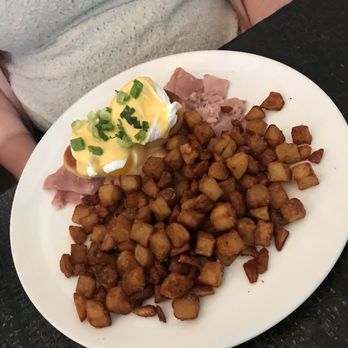 La Food Marketa - Eggs Benedict - Latin American Near Me - Baltimore, Maryland