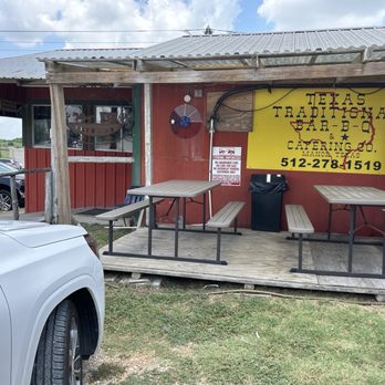 Texas Traditional Bar-B-Q Logo
