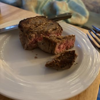 940's Kitchen & Cocktails - Filet - delicious - New American Near Me - Denton, Texas