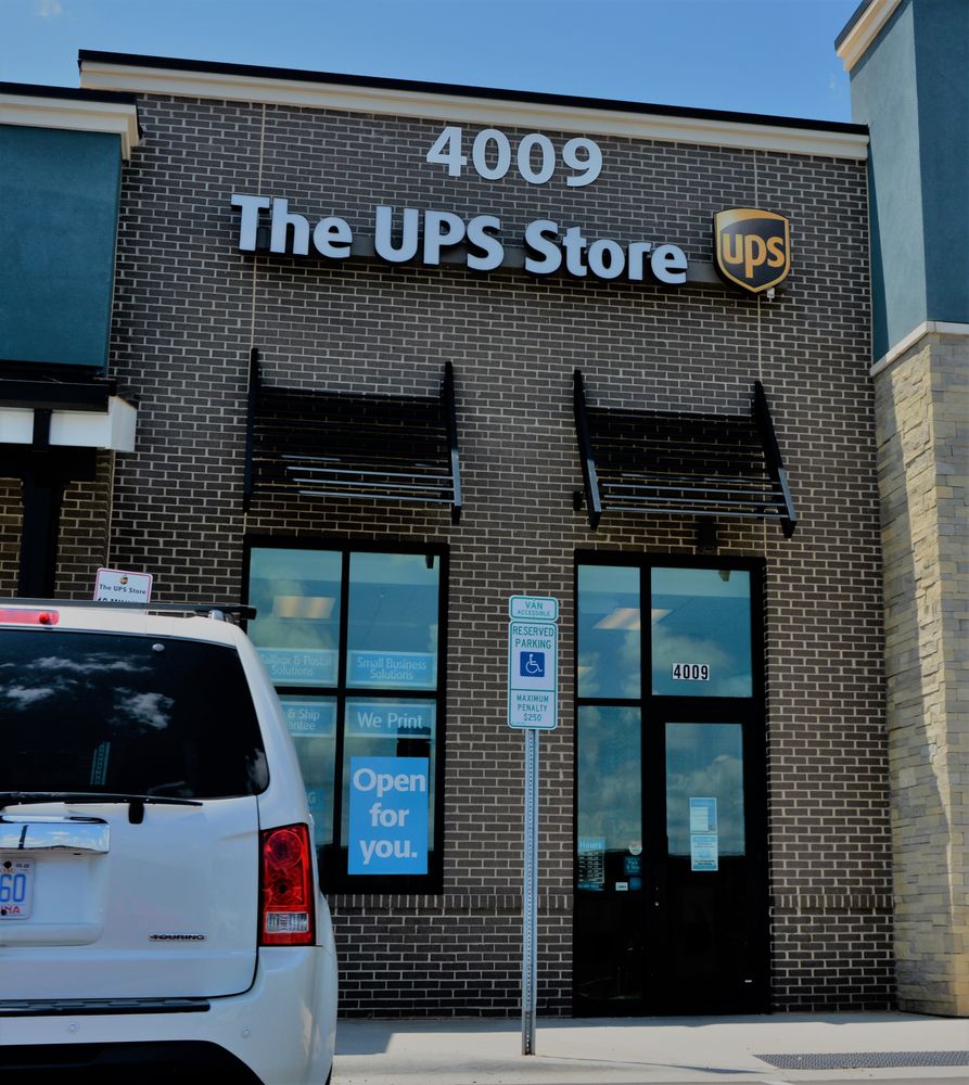 THE UPS STORE 14 Photos 4009 Corning Place Dr, Charlotte, North