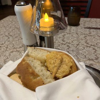 Tramonto - Homemade assorted breads - Steakhouses Near Me - Las Jarretaderas, NAY