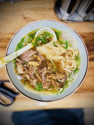 Shake Shake Fresh Noodle by null