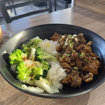 Tasty Pot - Honey Crispy Chicken Bowl. - Hot Pot Near Me - Aurora, Colorado Tasty Pot - Honey Crispy Chicken Bowl. - Hot Pot Near Me - Aurora, Colorado