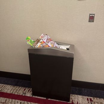 Nugget Casino Resort - Trash - Casinos Near Me - Sparks, Nevada Nugget Casino Resort - Trash - Casinos Near Me - Sparks, Nevada