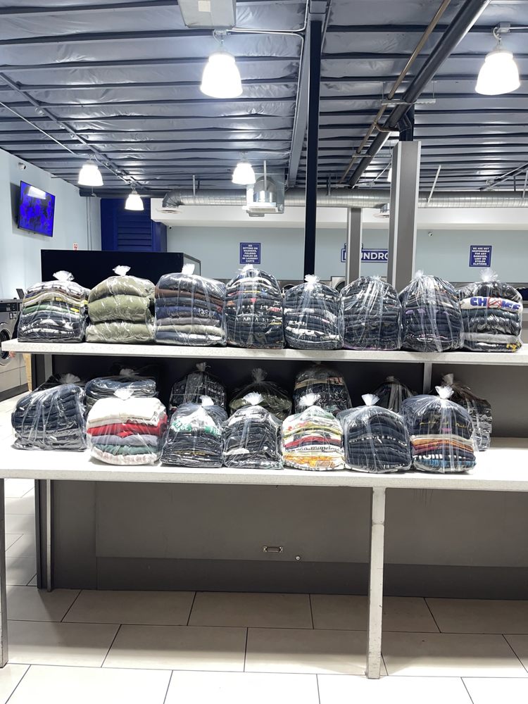 TOP LAUNDROMAT 54 Photos & 42 Reviews 2189 Whittier Blvd, Los