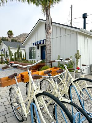 The Pacific Motel by null