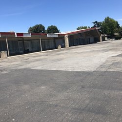 Cabrillo Shopping Center - Long strip of vacant storefronts