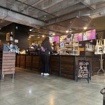 1888 Coffee House - Coffee & Tea Near Me - Kansas City, Missouri
