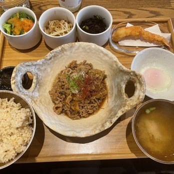 Gozen Shun - Sukiyaki beef gozen - Japanese Near Me - Pasadena, California Gozen Shun - Sukiyaki beef gozen - Japanese Near Me - Pasadena, California