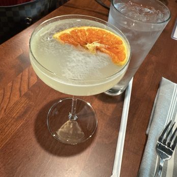 Belle Meade Social - Drink. - Cocktail Bars Near Me - Memphis, Tennessee