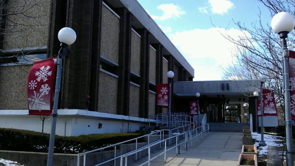 FORT LEE PUBLIC LIBRARY - Updated June 2026 - 29 Reviews - 320 Main St ...