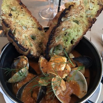 L'Amico - Fisherman stew, more bread than fish - Italian Near Me - New York, New York