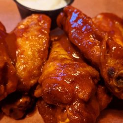 Roc Style Chicken & Burger Bar - Nashville Hot Sauce on Wings