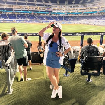 LoanDepot Park - Stadiums & Arenas Near Me - Miami, Florida