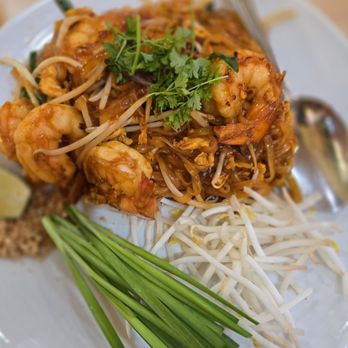 Chiang Rai - Pad thai - Thai Near Me - Long Beach, California Chiang Rai - Pad thai - Thai Near Me - Long Beach, California
