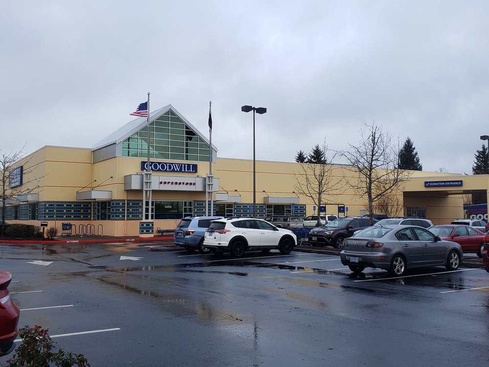 GOODWILL INDUSTRIES OF THE COLUMBIA WILLAMETTE 24 Reviews 1450 SE